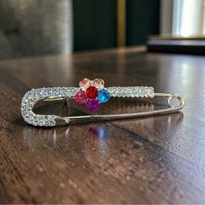 Sparkling Rhinestone Safety Pin Brooch with Multicolor Crystal Flower